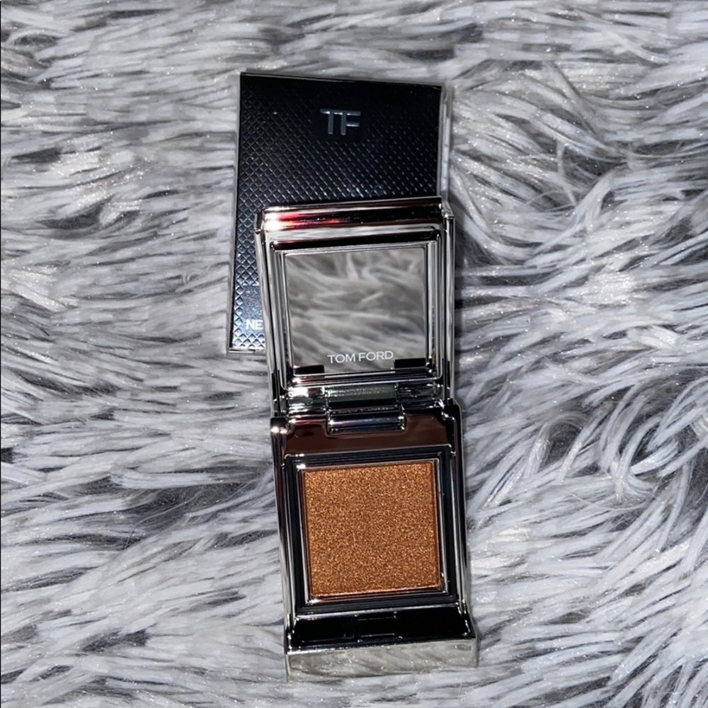 Tom Ford extreme eye shadow - 04 TFX4